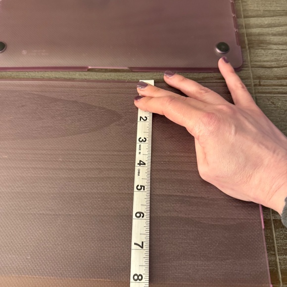 MacBook Pro 13" Intel 2020  2 COVER ACCESSORY BUNDLE - Picture 7 of 11